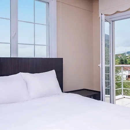 Apartman Peaceful Flat With Balcony In Kartepe *