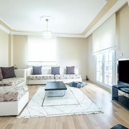 Daire Peaceful Flat With Balcony In Kartepe İzmit
