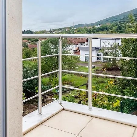Daire Peaceful Flat With Balcony In Kartepe İzmit